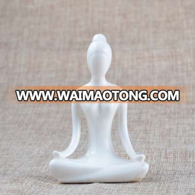 Home Decoration Gifts Crafts Hot Selling Resin Handmade Yoga FIgure